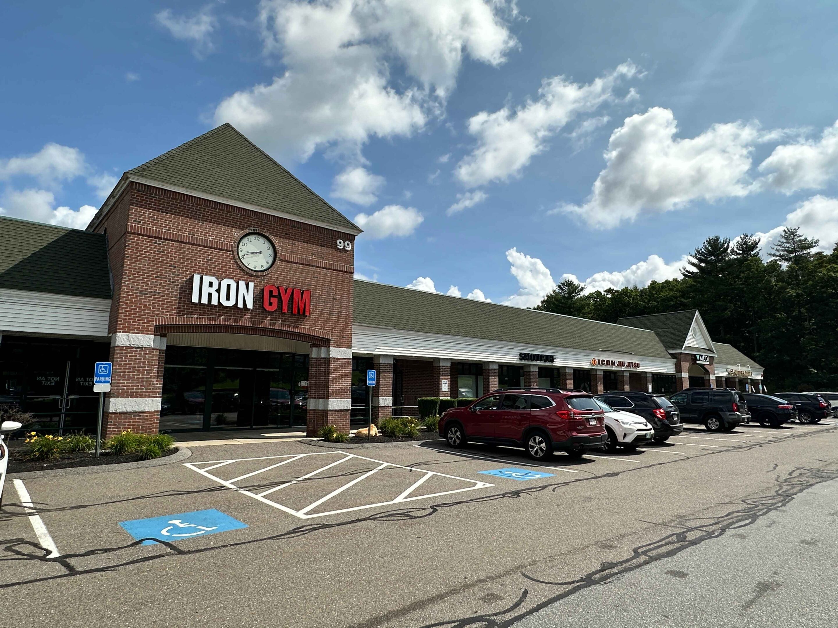 retail for lease in norwich,ct